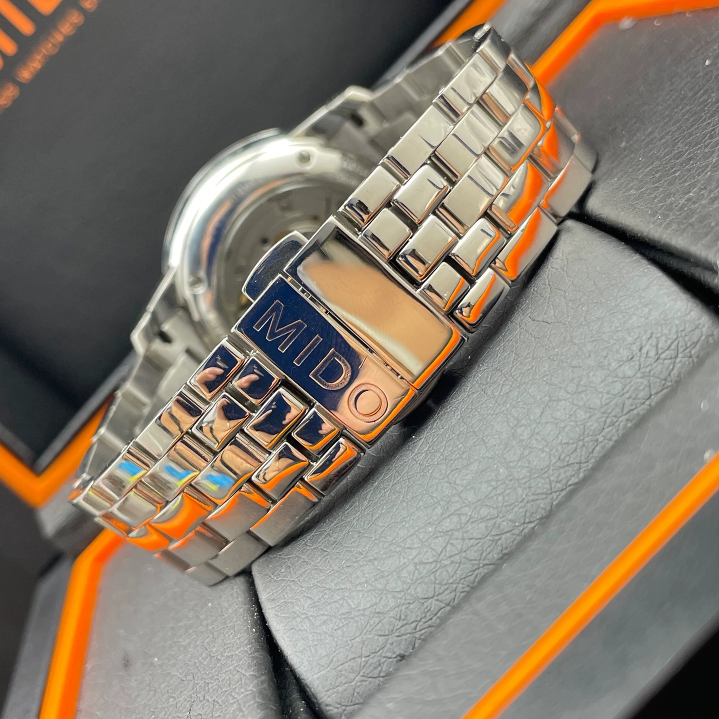 Fecho e pulseira — Mido Baroncelli II