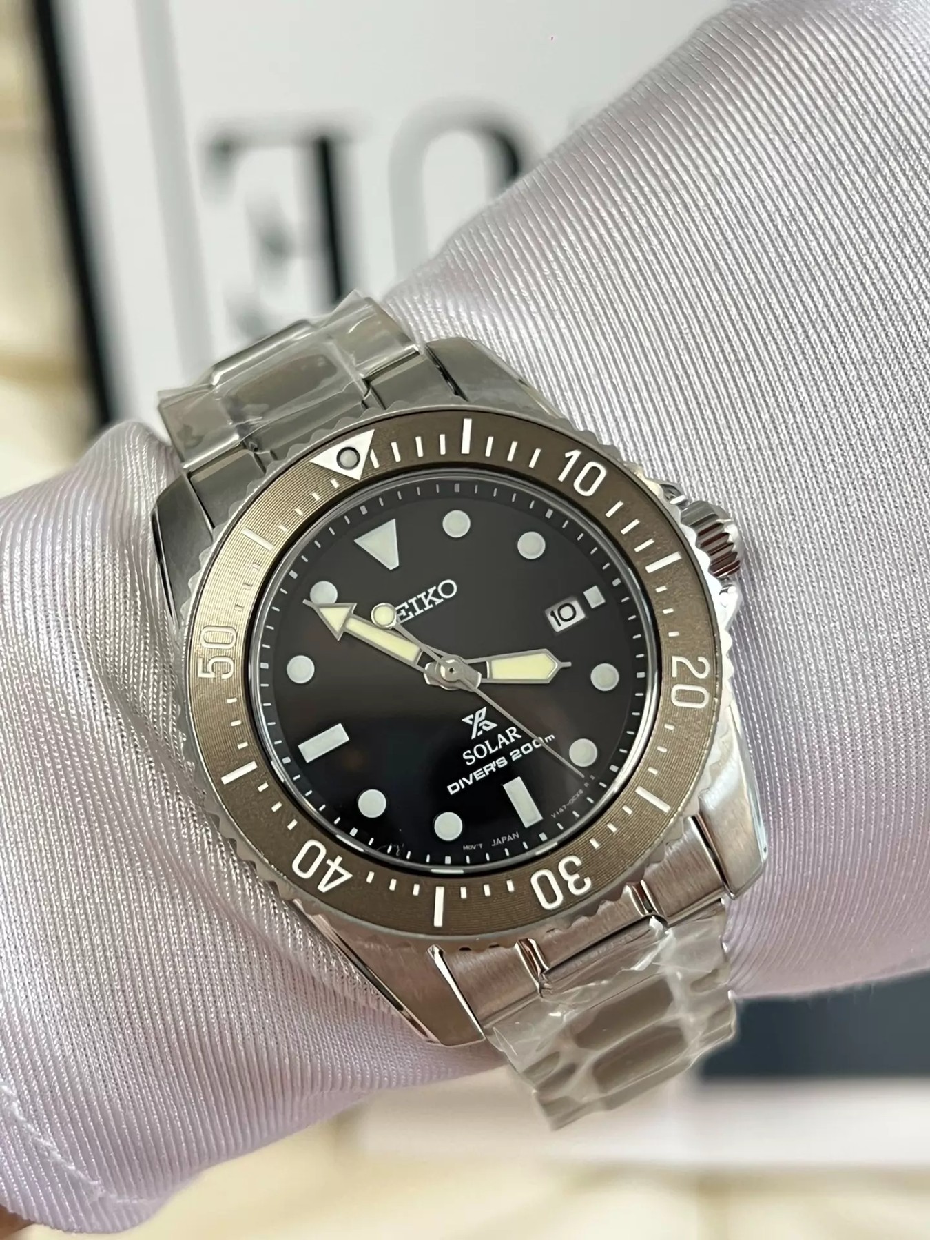 Vista frontal em ângulo — Seiko Prospex SBDN071