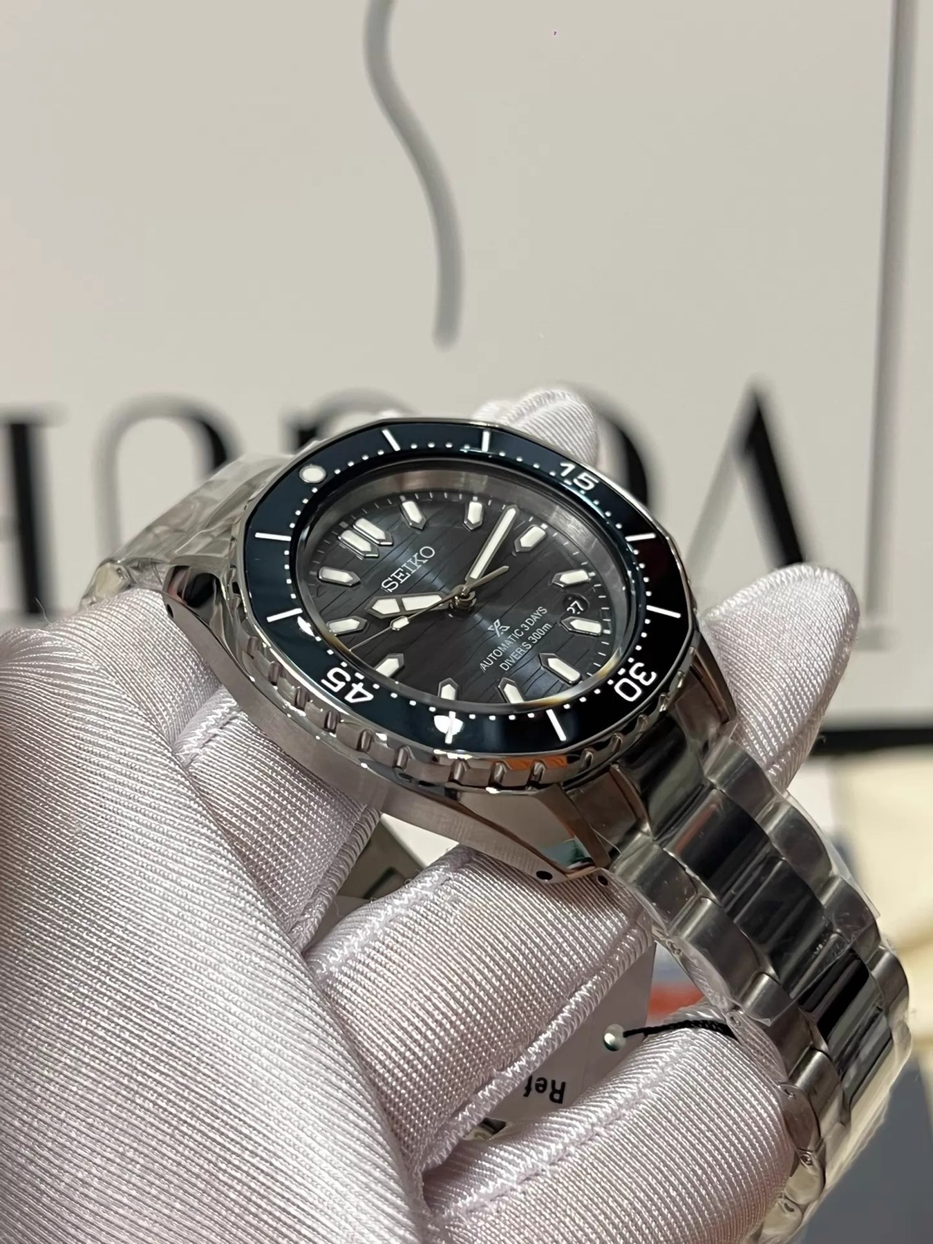 Perfil, aro e pulseira — Seiko Prospex SPB483J1